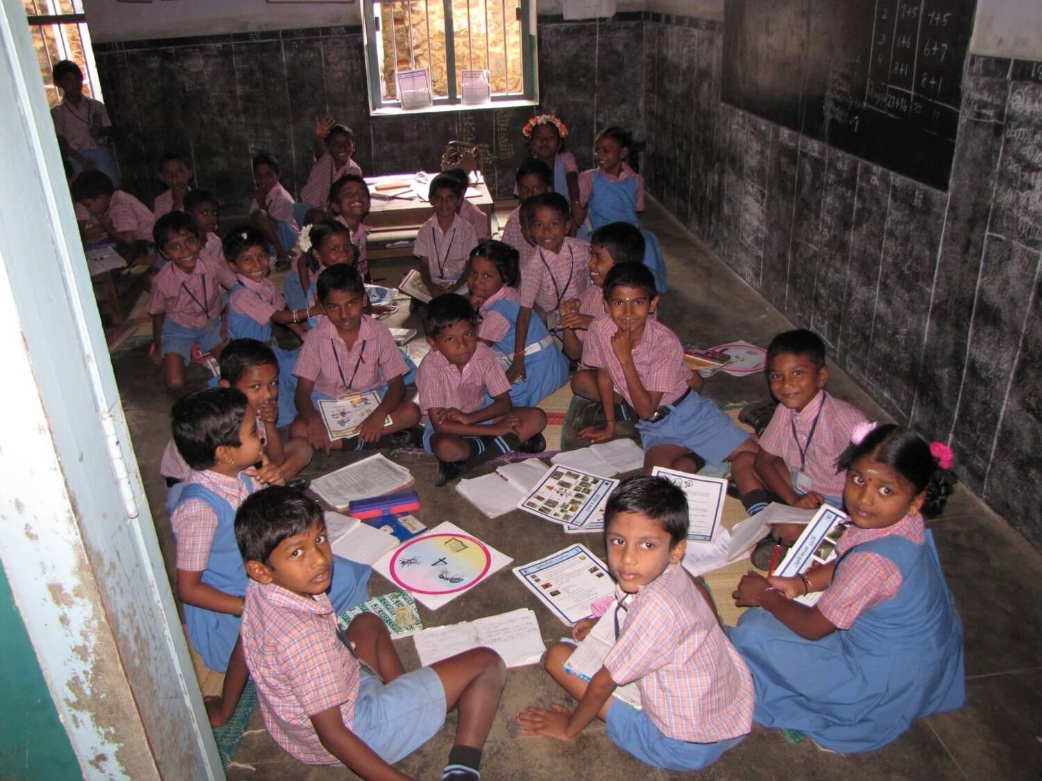 Schulen und Kindergärten in Indien